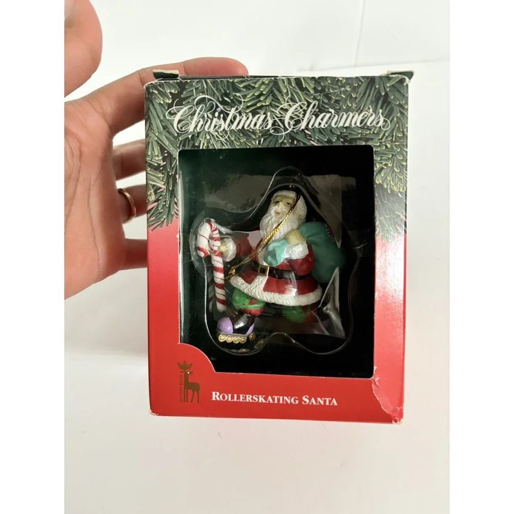 Christmas Charmers ROLLERSKATING‎ SANTA First Edition Ornament Santa's Best